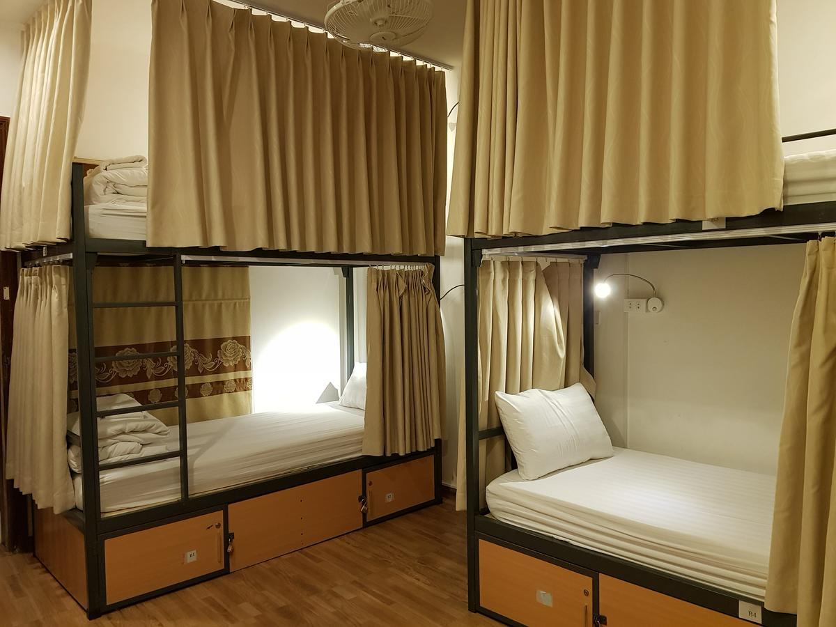 Hanoi Old Quarter Hostel Bagian luar foto